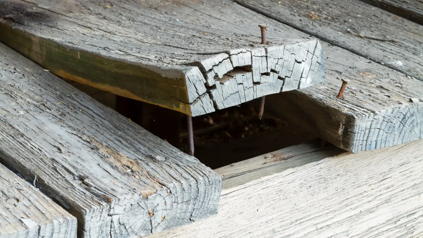 bella vista deck repair